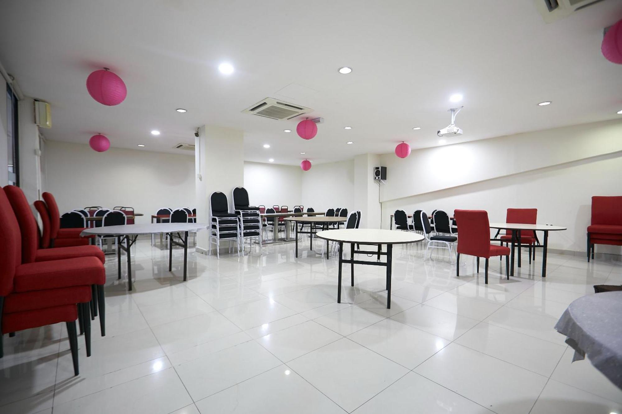 Dolphin Hotel, Chow Kit Kuala Lumpur — Photos 3